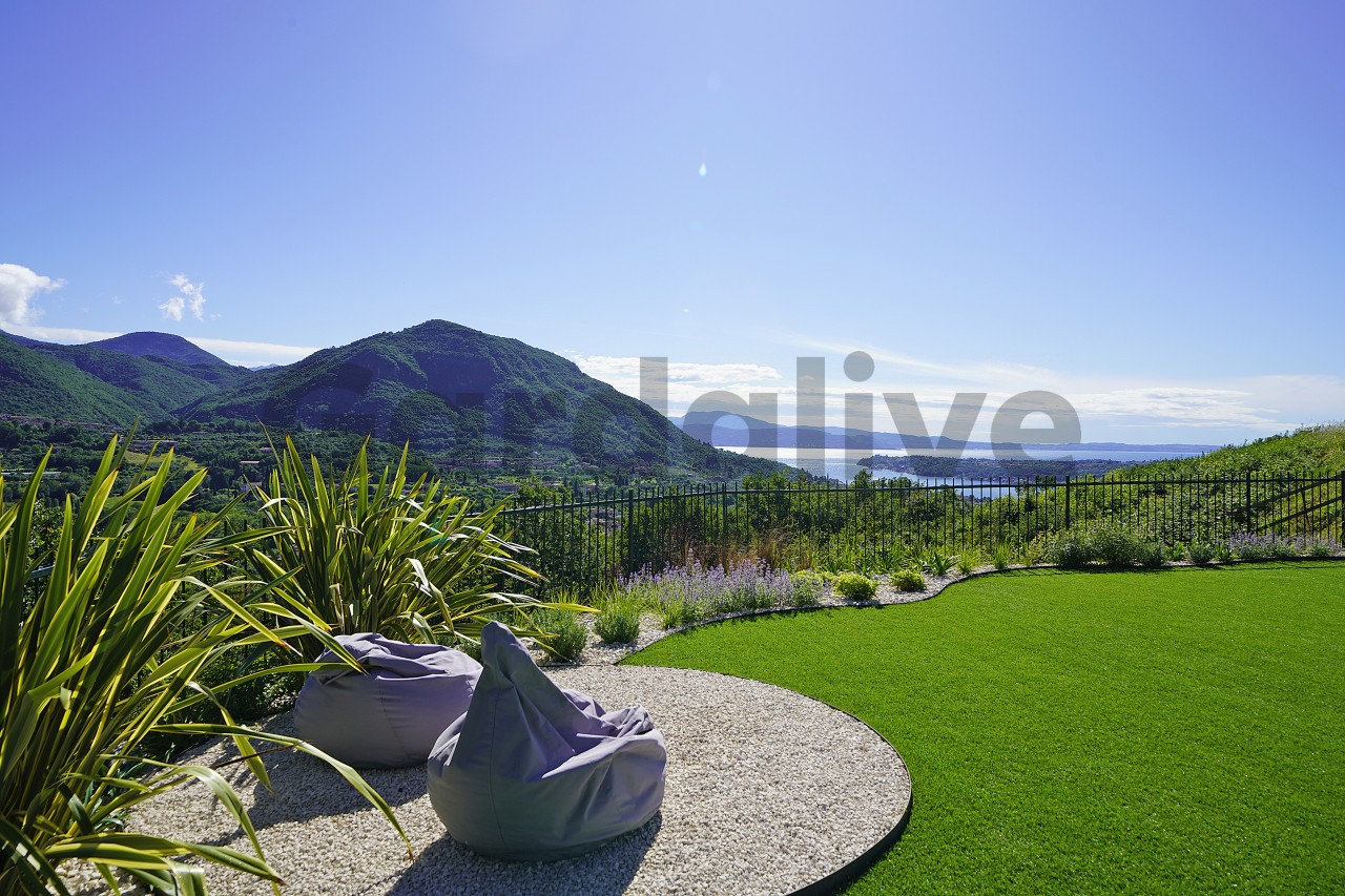 Esclusiva Villa Singola Vista Lago a Roè Volciano