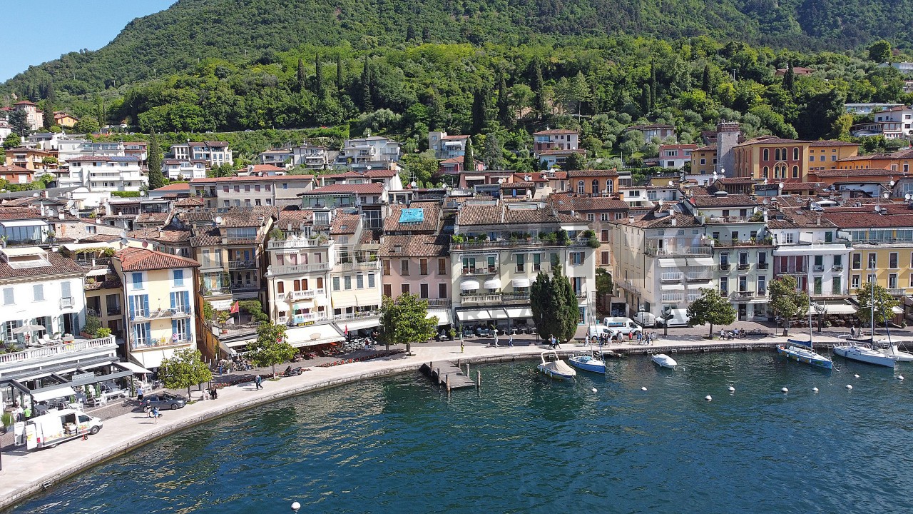 Appartamento nel cuore del centro di Salò, a due passi dal lungolago